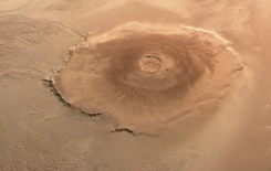 Olympus Mons - ESA Mars Express - Flickr - Andrea Luck.png