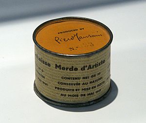 Archivo:Piero Manzoni - Merda D'artista (1961) - panoramio
