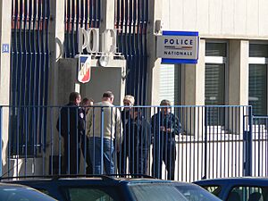 Archivo:Police-p1030626