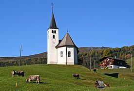 Tschappina Kirche2.JPG