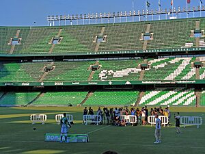 Archivo:20190816 193612 Borja Iglesias betis