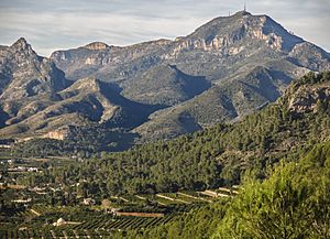 Archivo:4. El Morabet, la serra Falconera i el Mondúber (Safor, País Valencià)