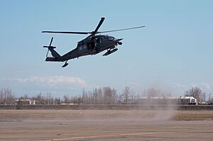 Archivo:Alaska National Guard supports flood victims in Galena 130528-Z-MW427-137