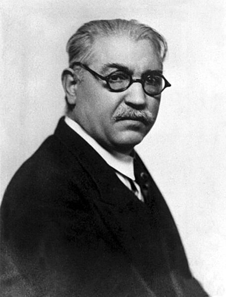 Alfredo lazzari retrato