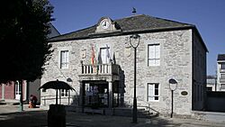 Ayuntamiento de Castroverde, en Lugo (España).jpg