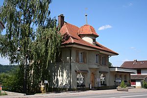 Archivo:Buetigen Gemeindehaus