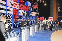 Archivo:CNN-YouTube Republican Debate