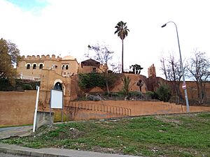 Archivo:Castillo de Láchar, 2