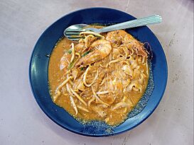 Char kway teow (kuetiau goreng) of Dann Char Kuey Teow at Permatang Tok Jaya, SPU 20240915 183329.jpg