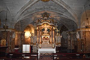 Archivo:Cripta Seu Manresa