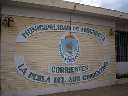 Edificio de la Municipalidad de Mocoretá.jpg