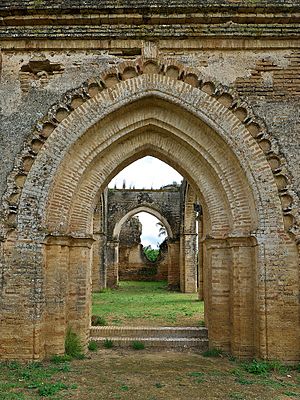 Archivo:Ermita de Castilleja de Talhara, Benacazón. Portal