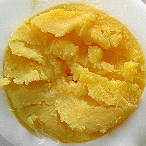 Archivo:Hard boiled egg