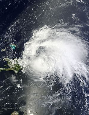 Archivo:Hurricane Irene Aug 22 2011