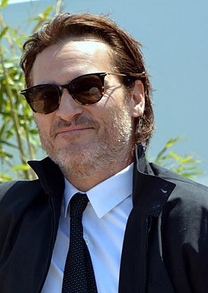 Archivo:Joaquin Phoenix Cannes 2017