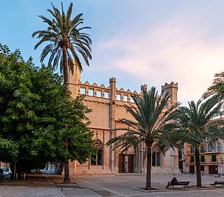 Lonja, Palma de Mallorca, España, 2022-10-06, DD 22-24 HDR.jpg