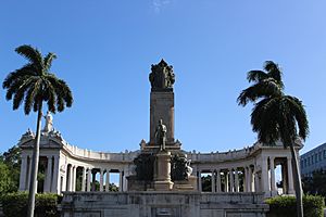 Archivo:Monumento a José Miguel Gómez 1