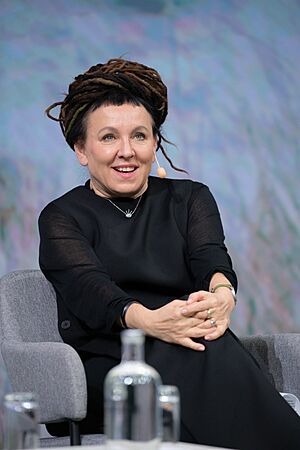 Archivo:Olga Tokarczuk, 2018 Nobel Laureate in Literature 2