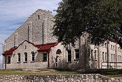 Pettus Texas Gym 2018.jpg