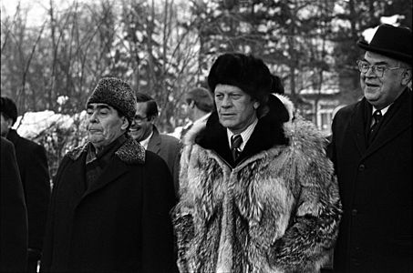 President Ford and Soviet General Secretary Leonid I. Brezhnev - NARA - 7162534