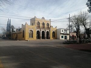 Archivo:Salón de actos Municipal CG