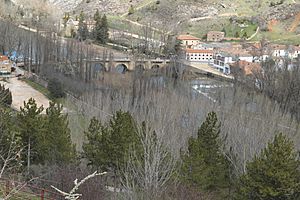 Archivo:Soria Puente de Piedra 333