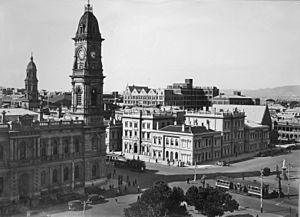 Archivo:Adelaide town hall 1950
