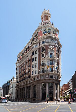 Archivo:Banco de Valencia, Valencia, España, 2014-06-30, DD 134