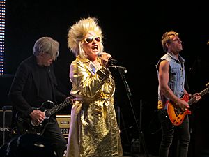 Archivo:Blondie at Mountain Winery 2012