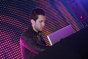 Archivo:CalvinharrisDJ