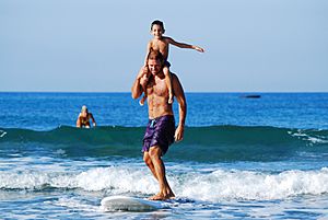 Archivo:Cyprus father and son (Unsplash)