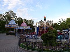 Disneyland park - Anaheim Los Angeles California USA (9893980673) (3)
