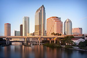 Archivo:Downtown Tampa Skyline