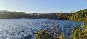 Archivo:Embalse de Valmayor 2025