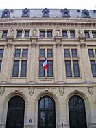 Archivo:Front of the Sorbonne