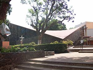 Archivo:Iglesia del Altillo 01