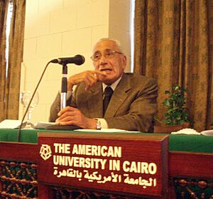 Archivo:Mohamed Hassanein Heikal