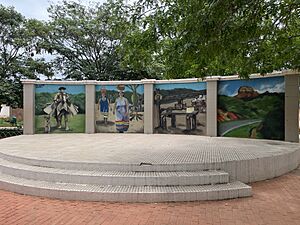 Archivo:Mural en la Plaza 30 de Septiembre - Boyuibe, Bolivia