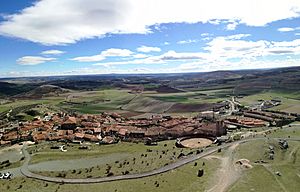 Archivo:Panoramica de Atienza desde el Castillo de Atienza