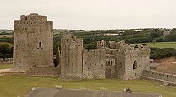 Archivo:Pembroke.castle.750pix