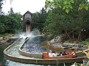 Archivo:PirateFalls