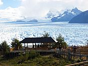 Walkways close to Perito Moreno Glacier.jpg