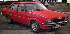 Archivo:1978-1980 Holden UC Torana sedan