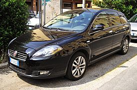 2010 Fiat Croma facelift.JPG