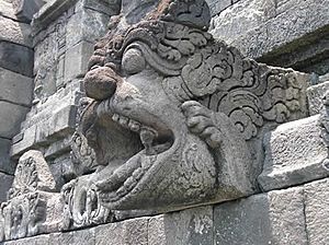 Archivo:Borobudur spout