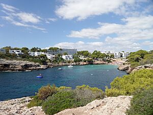 Archivo:Cala Esmeralda 13