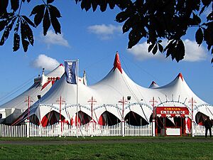 Archivo:CircusTent02