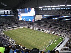 Archivo:Cowboys stadium inside view 4