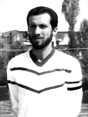Archivo:Erdogan at 19