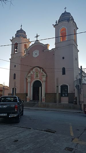 Archivo:Iglesia Nuestra Sra. del Rosario